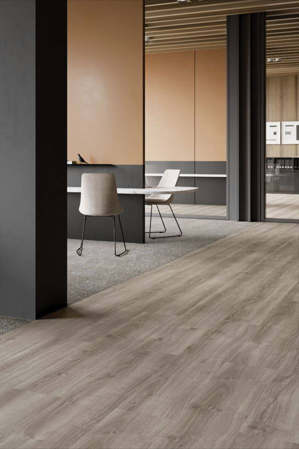 Área de trabajo con vinílico gris